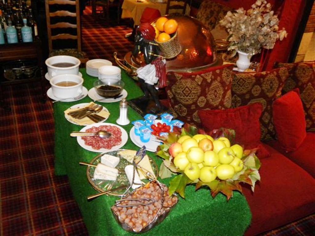 לה-רוש-סור-יון Cit'Hotel Marie Stuart מראה חיצוני תמונה